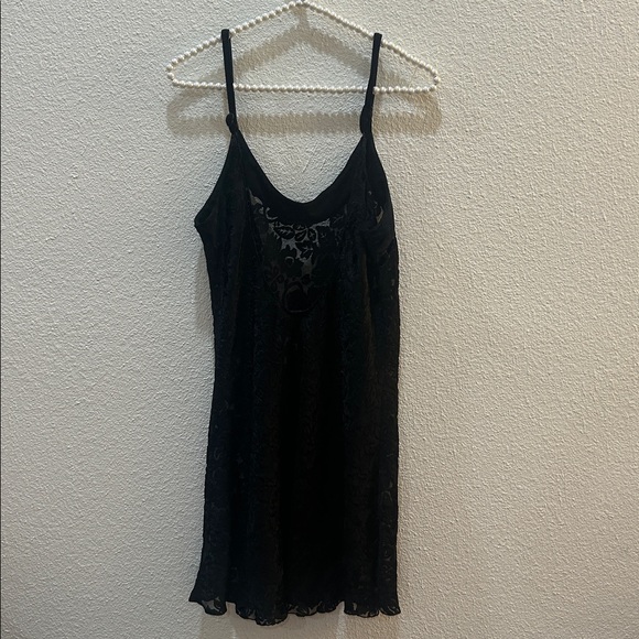 Vintage 90s Victoria's Secret Gold Label Velvet Sleep Dress and Robe Set - Picture 4 of 16